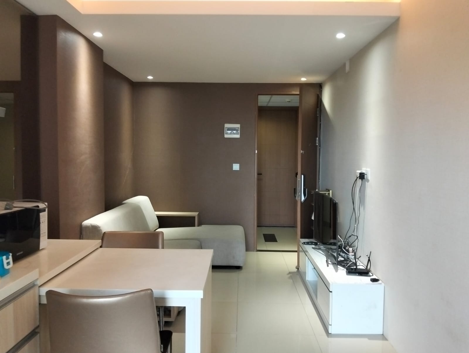 Disewakan Apartemen Oak Tower A 1BR Full Furnish Lantai Rendah Pulo Gadung